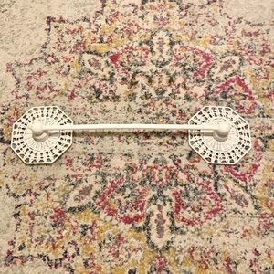 Vintage Boho Wicker Towel Rack